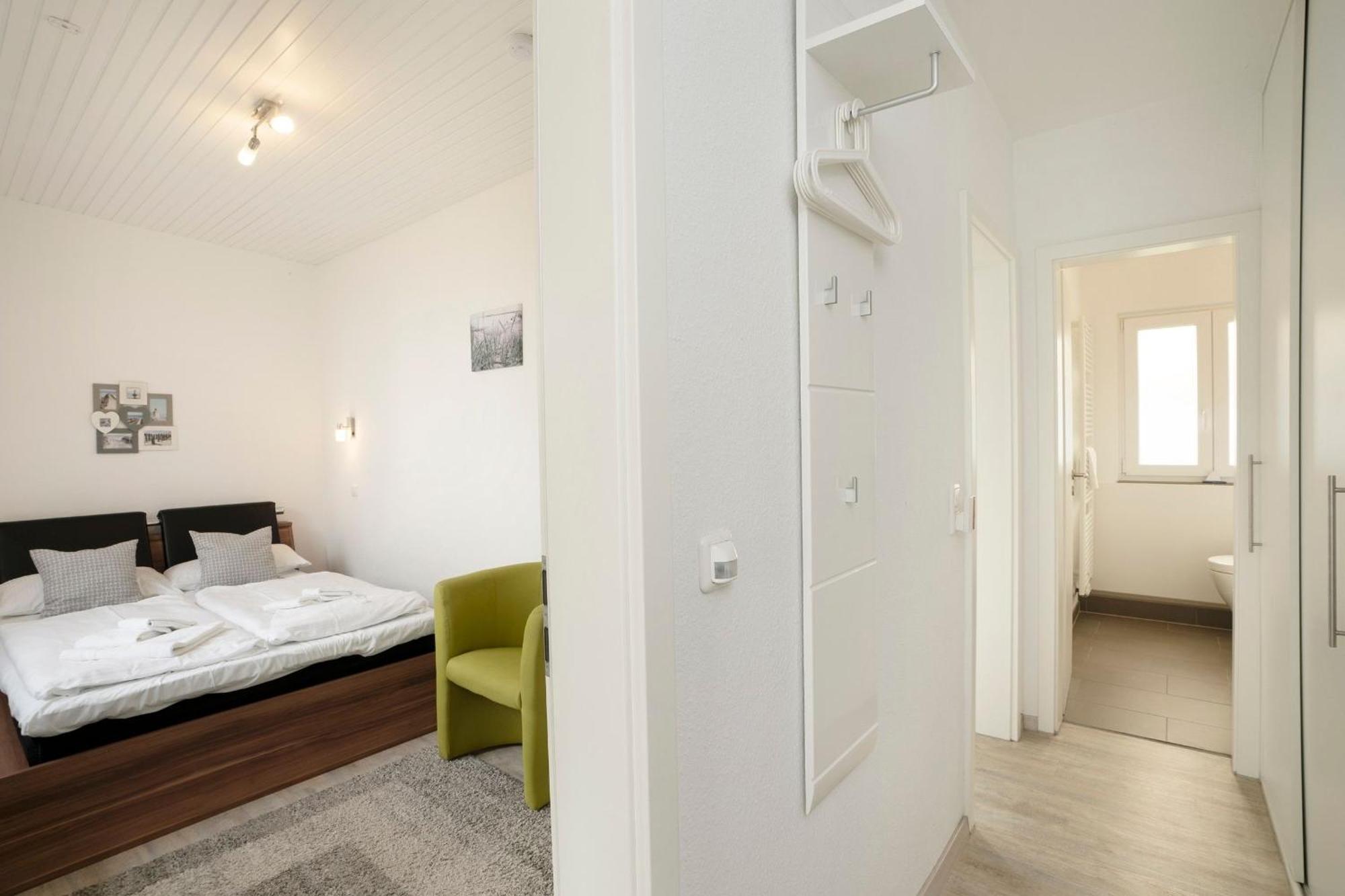 Apartamento Haus Waldfrieden Ferienhaeuschen Waldfrieden Haffkrug Exterior foto